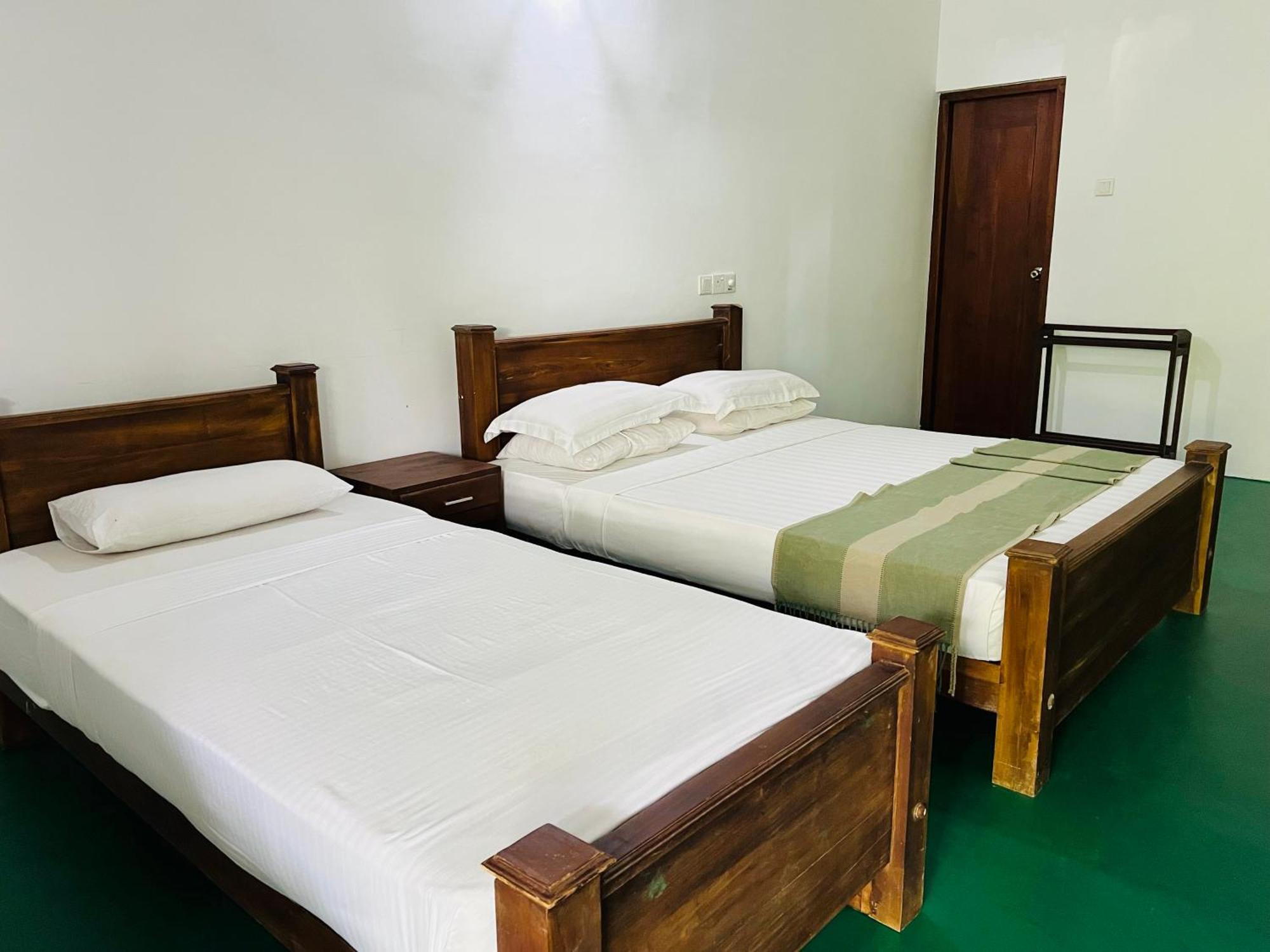 Kingfisher Resort & Retreat Sigiriya Buitenkant foto