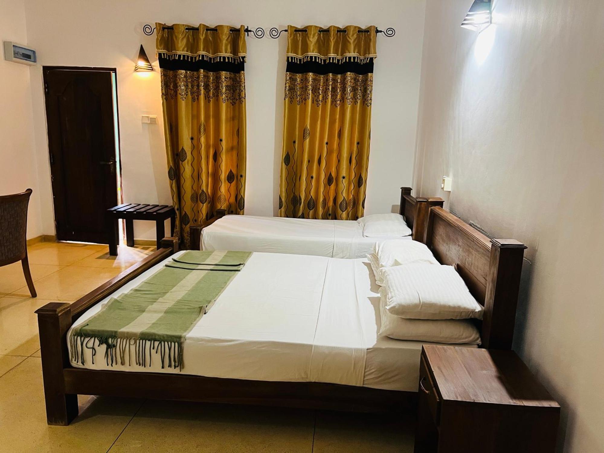 Kingfisher Resort & Retreat Sigiriya Buitenkant foto
