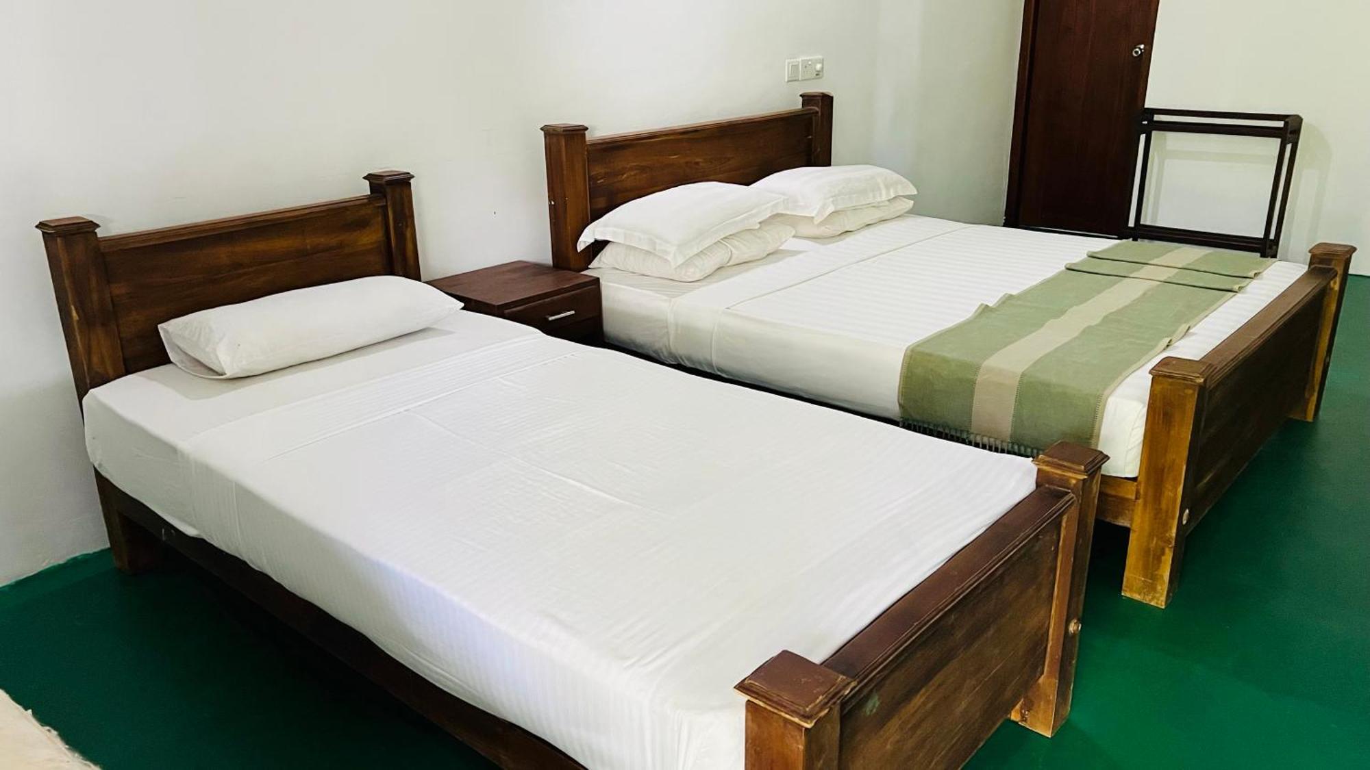 Kingfisher Resort & Retreat Sigiriya Buitenkant foto