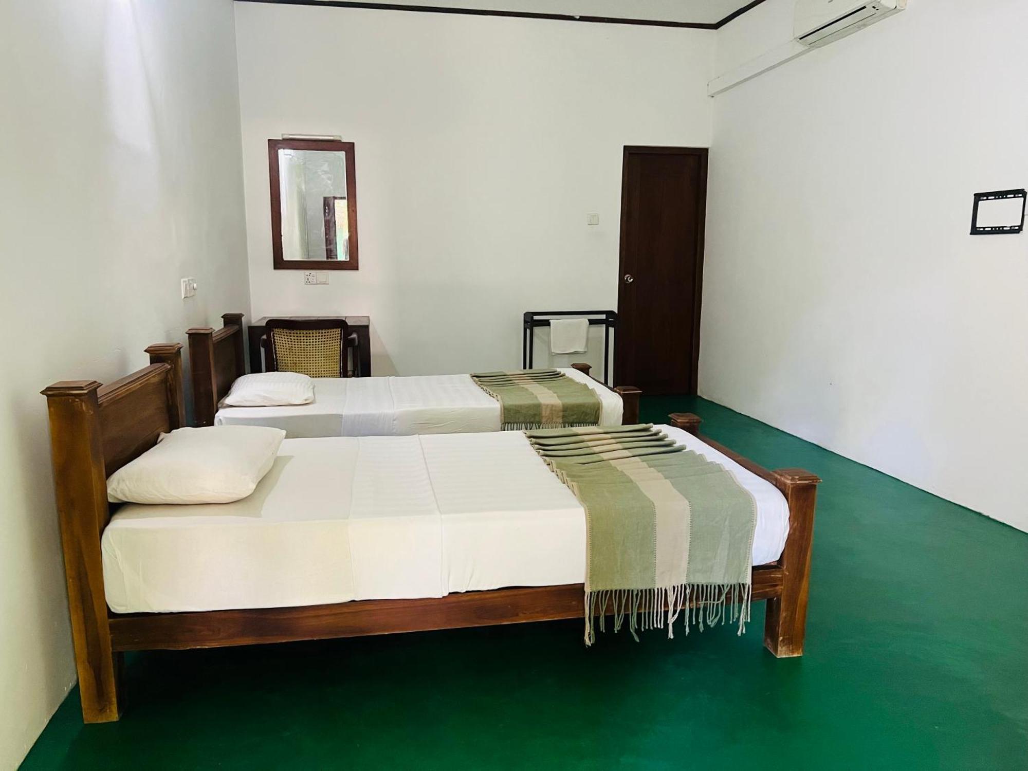 Kingfisher Resort & Retreat Sigiriya Buitenkant foto